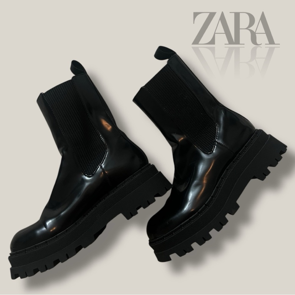 Zara Chunky Black Boots Chelsea